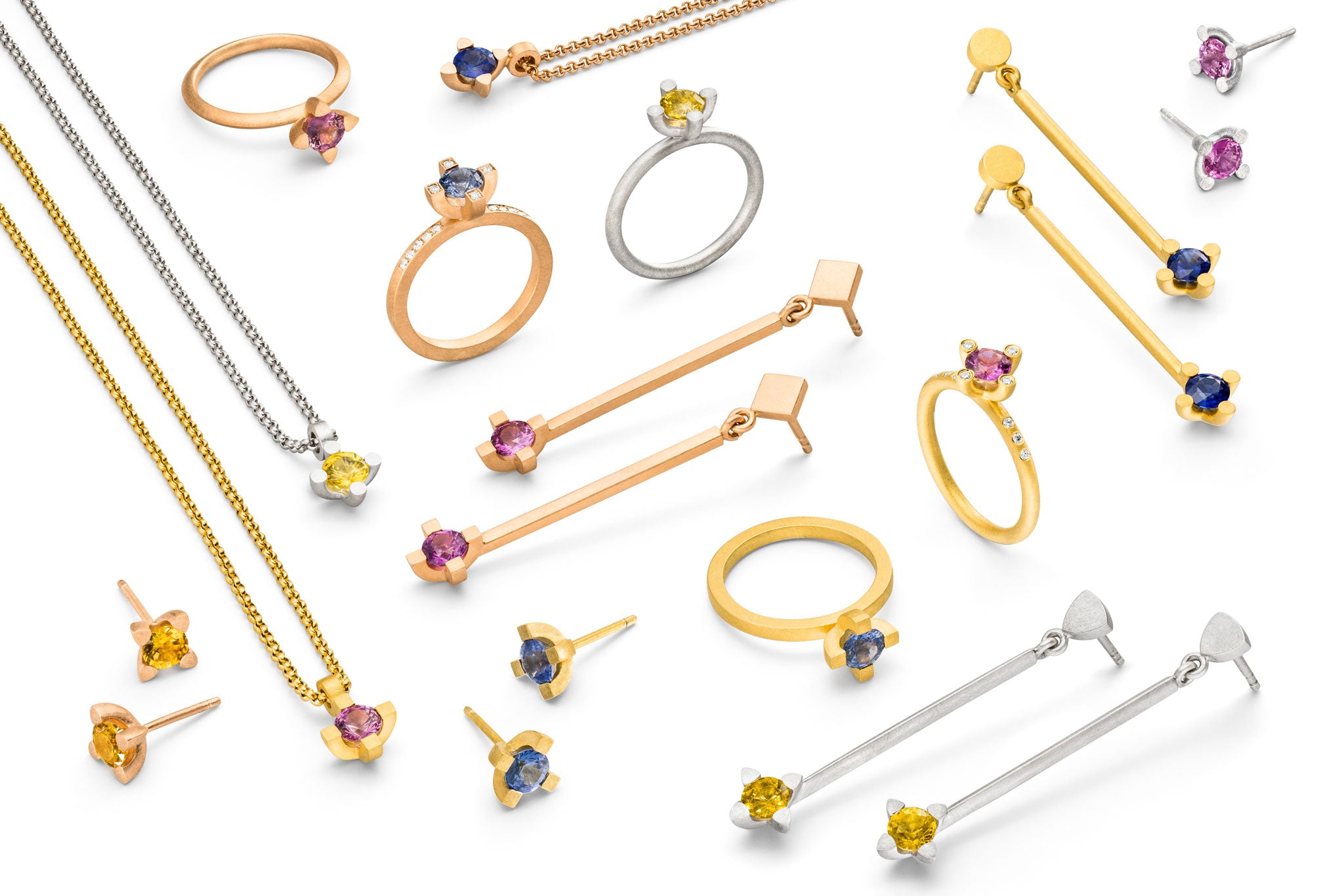 Verschiedene nachhaltige Schmuckstücke als Collage von Jan Spille online Goldschmuck kaufen