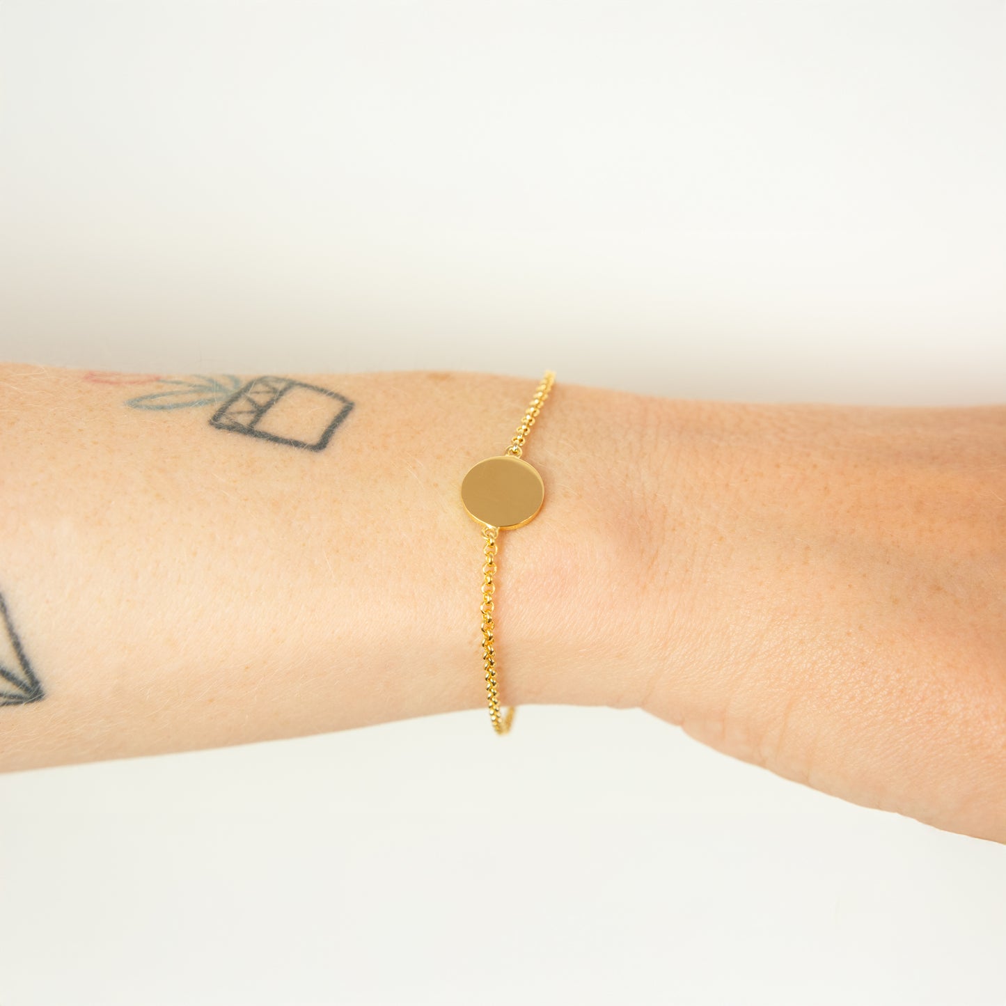Elegantes, feines Armband in Gelbgold – filigranes Design für Damen, nachhaltig produziert.
