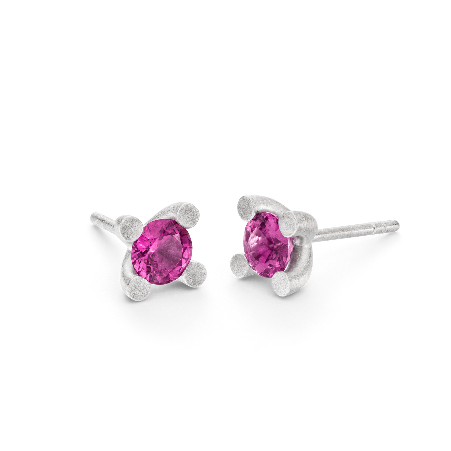 Goldene Ohrstecker mit Stein, pinker Saphir und Weissgold von Jan Spille