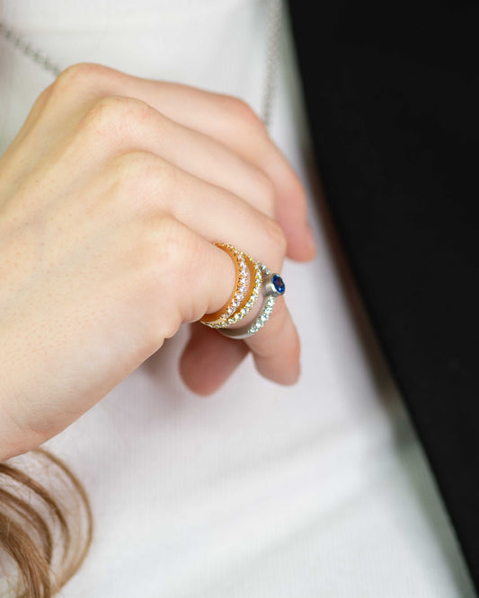 Fischgrät-Ring in Roségold – zarter verlobungsring nachhaltig, fair getragen.