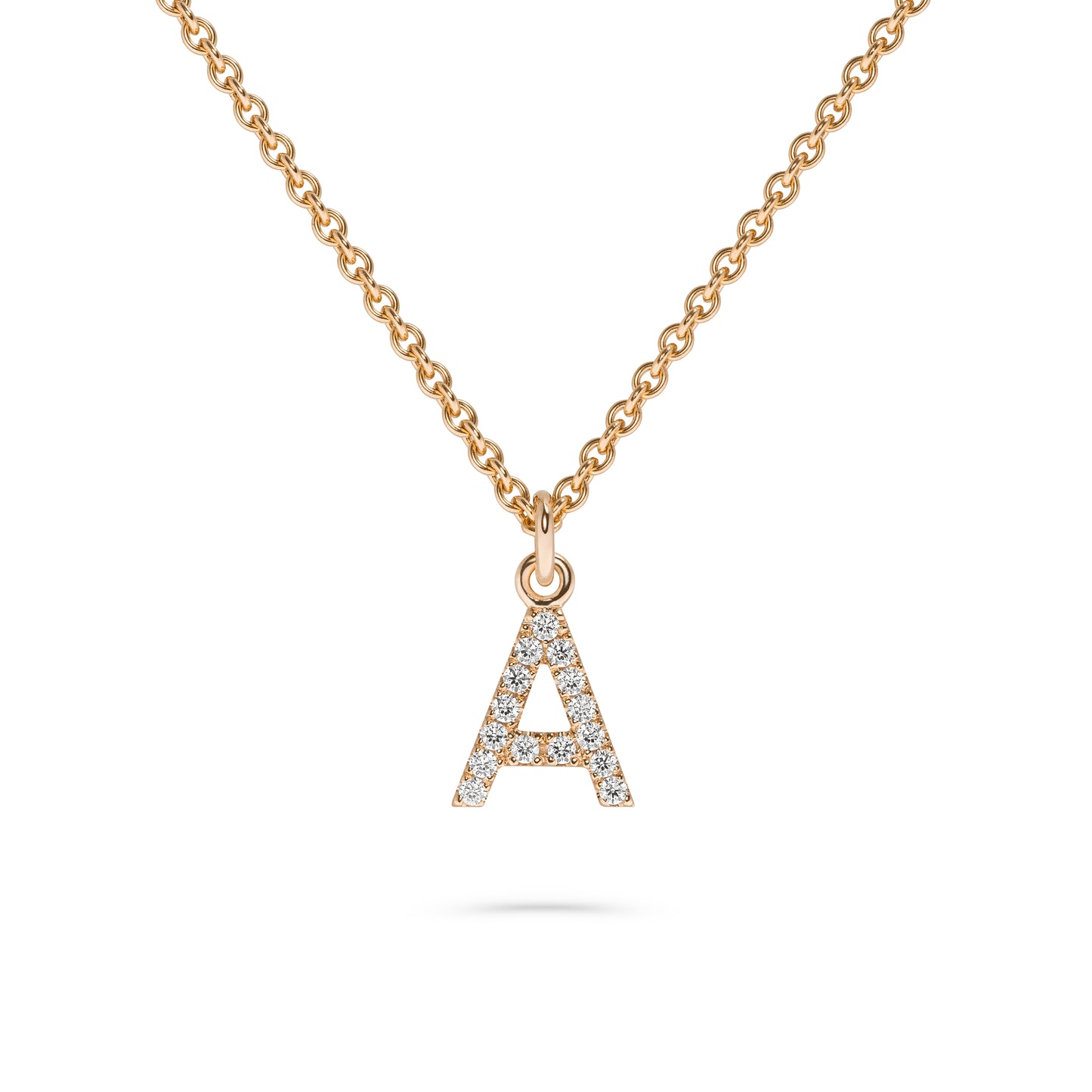 Luxury Words & Letters-Anhänger. Buchstabekette mit Diamanten aus Roségold, gefertigt vom Goldschmied Jan Spille. Fairtrade Gold & nachhaltige Handarbeit