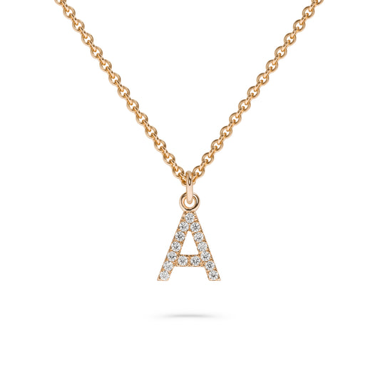 Luxury Words & Letters-Anhänger. Buchstabekette mit Diamanten aus Roségold, gefertigt vom Goldschmied Jan Spille. Fairtrade Gold & nachhaltige Handarbeit
