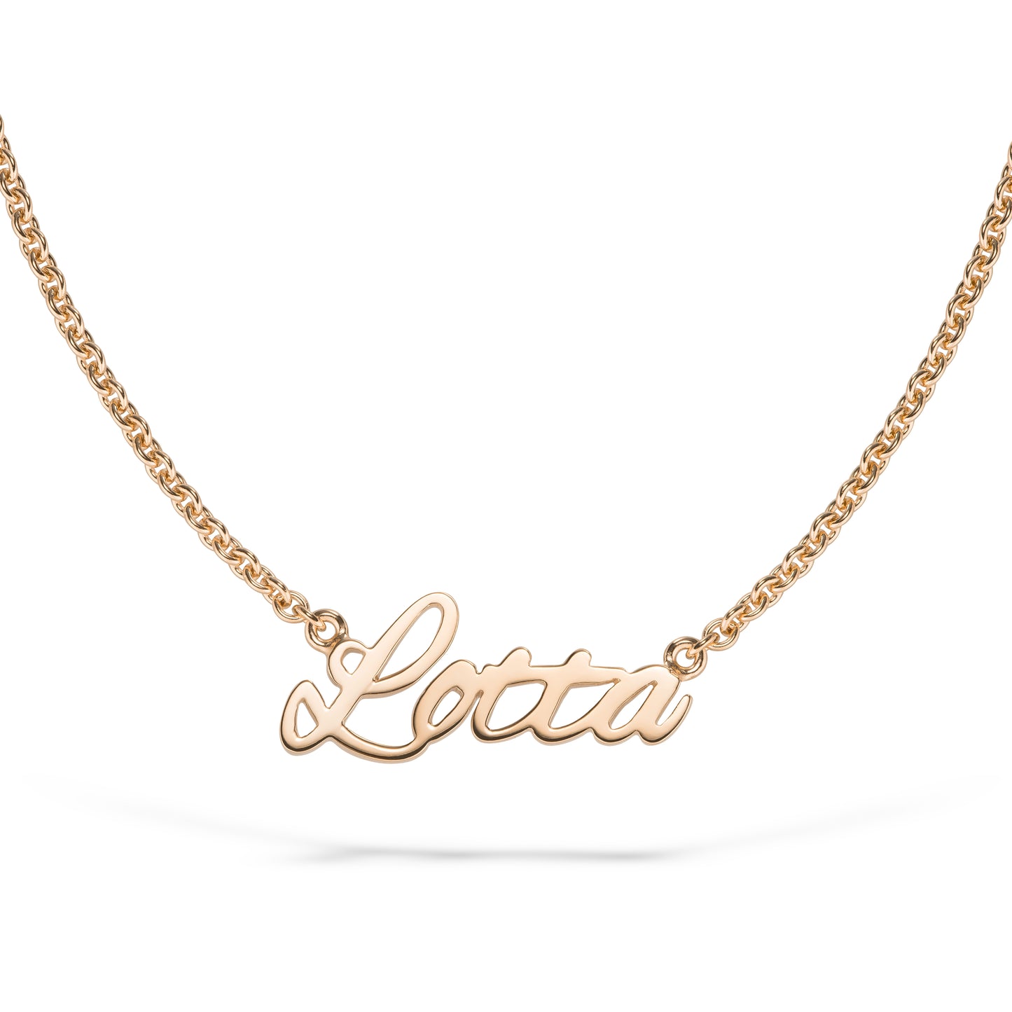 Namenskette für Mamas aus Roségold, handgefertigt in Hamburg von Jan Spille. Nachhaltiger Echtschmuck aus fairem Gold