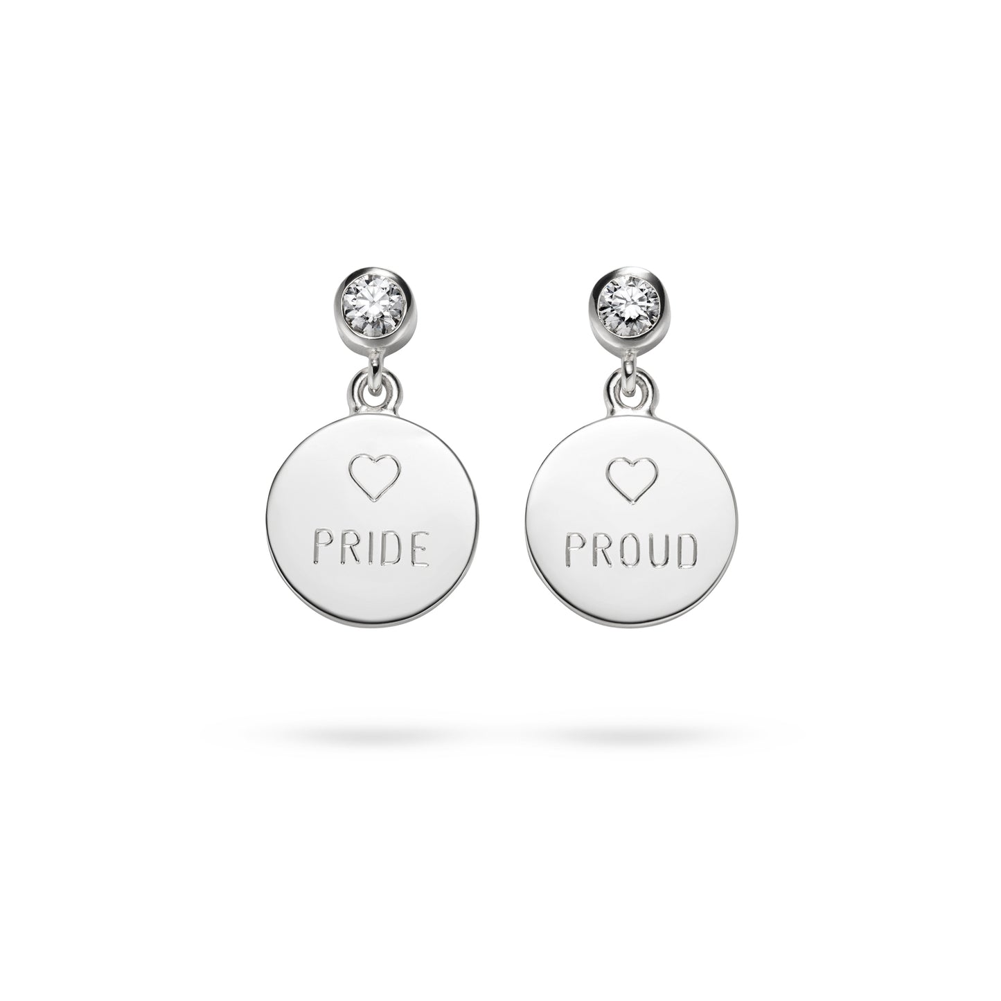 Weißgold Ohrhänger „Pride Proud“ mit Herzgravur & Diamant – fair & handgefertigt von Jan Spille